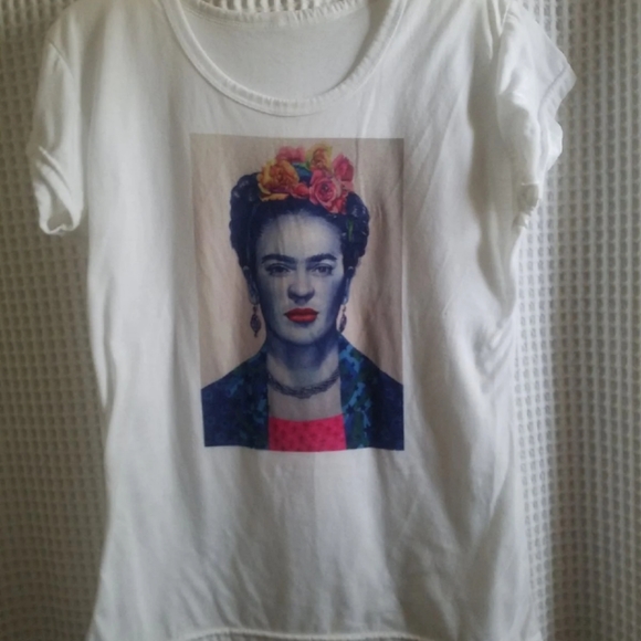 Frida Kahlo T Shirt - Picture 1 of 4